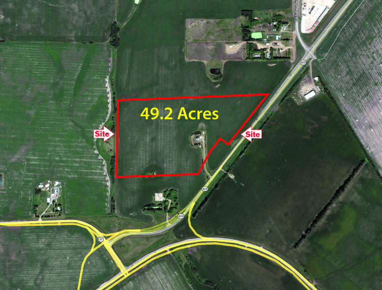 00-Fort Saskatchean farm land inGEarth1(2015)